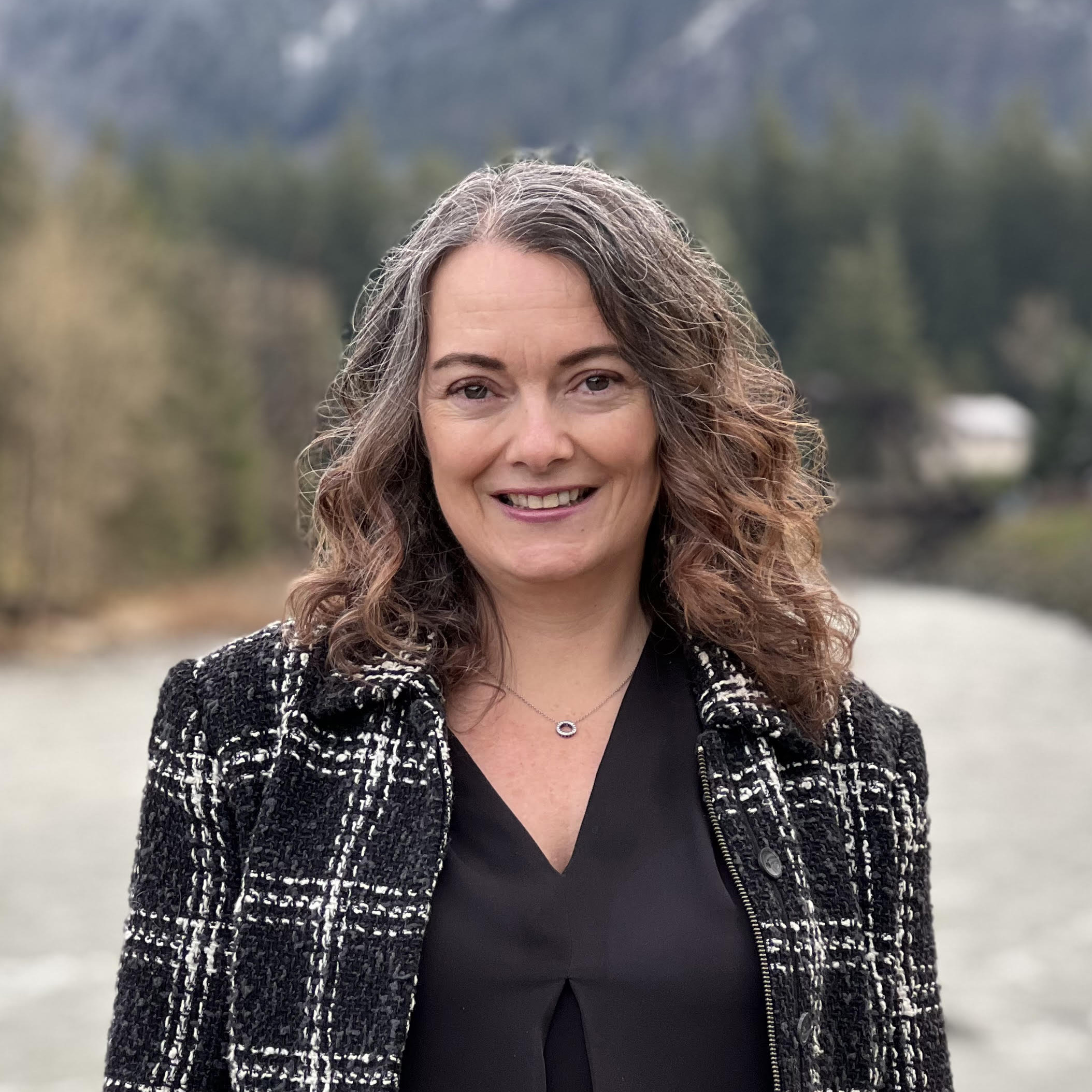 THendriks_AH mugshot_cropped